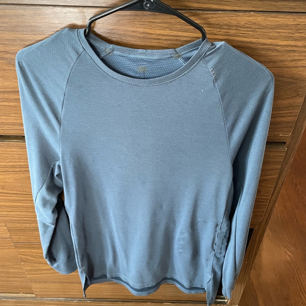 Lululemon mens shirt